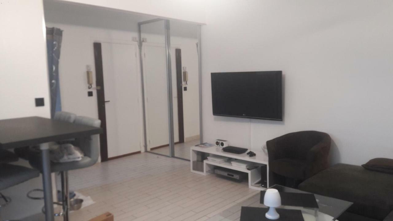 Ferienwohnung T2 Hippodrome Cagnes-sur-Mer Exterior foto
